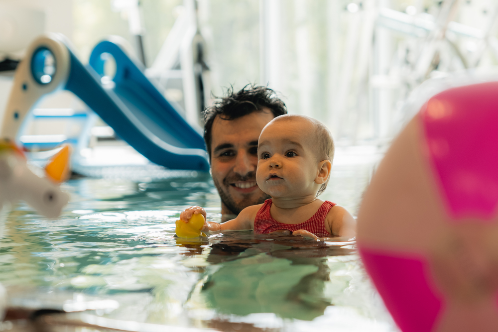 Bébés nageurs à la piscine de Vivalto Sport